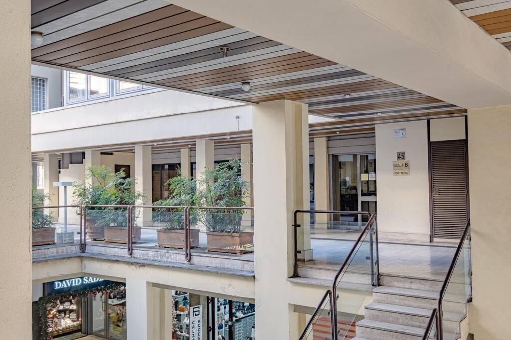 Modern Apartment At San Giovanni Rome Bagian luar foto