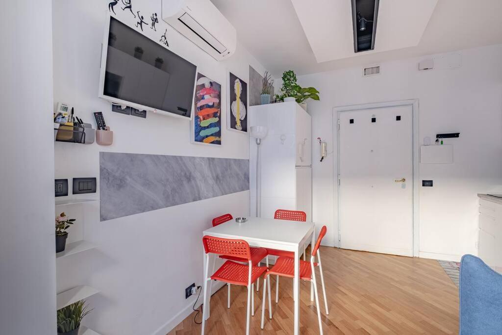 Modern Apartment At San Giovanni Rome Bagian luar foto